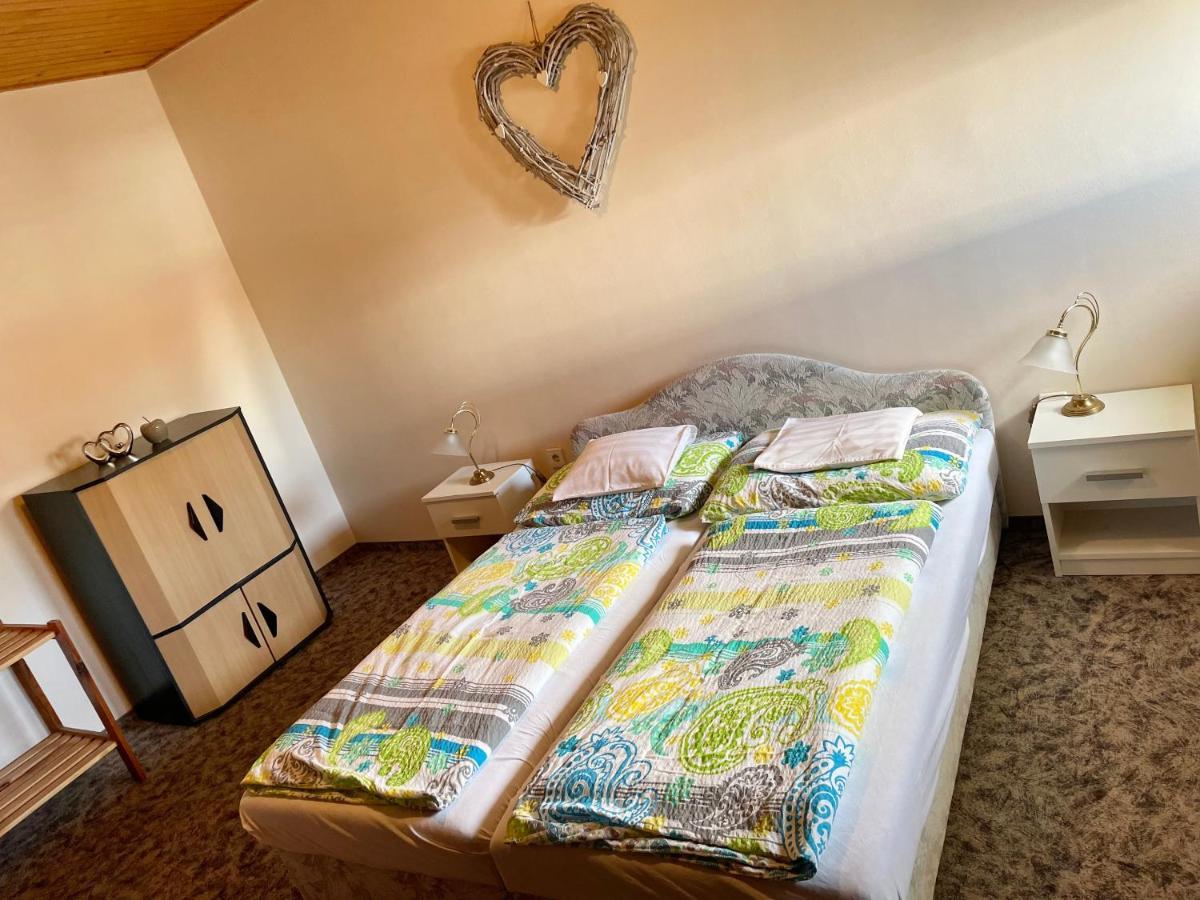 Esther Apartman Gyenesdiás المظهر الخارجي الصورة
